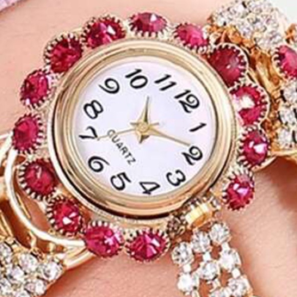 💎💖💎 LADIES PINK & CLEAR CRYSTAL RHINESTONE WATCH ON GOLD TONE CIRCULAR CUFF❗️ - Picture 6 of 6